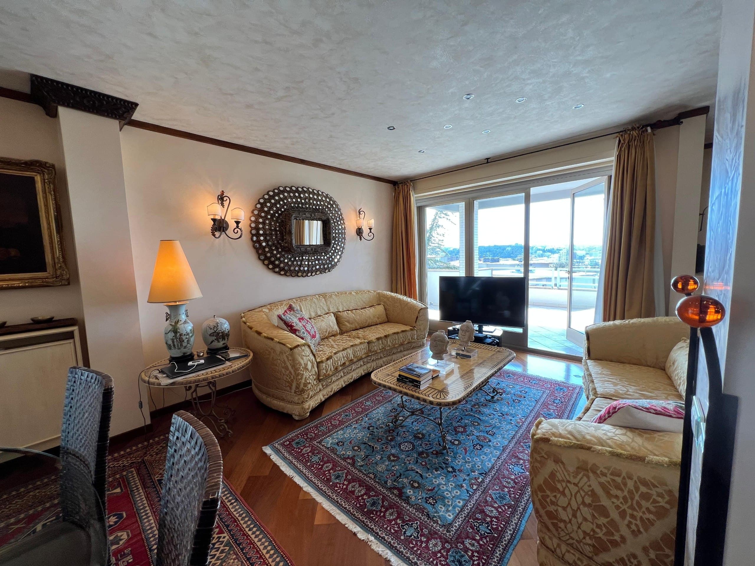 Panoramic Living Room Overlooking the Gulf