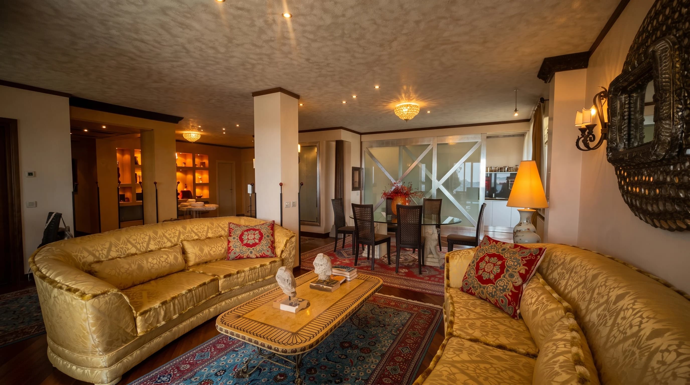 Panoramic Residence Via di Romagna — Hero View